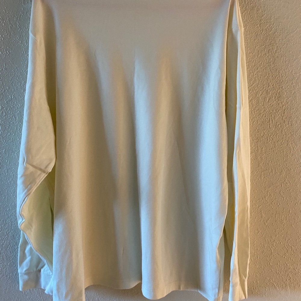 Casual long sleeve shirt